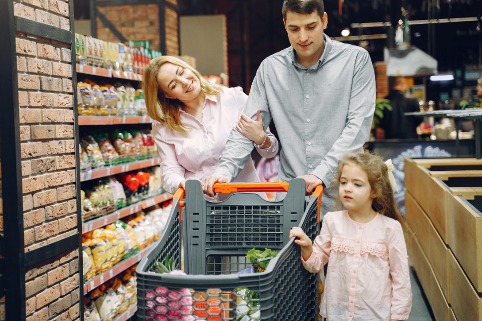 How to Save Money on Grocery Shopping in the UK