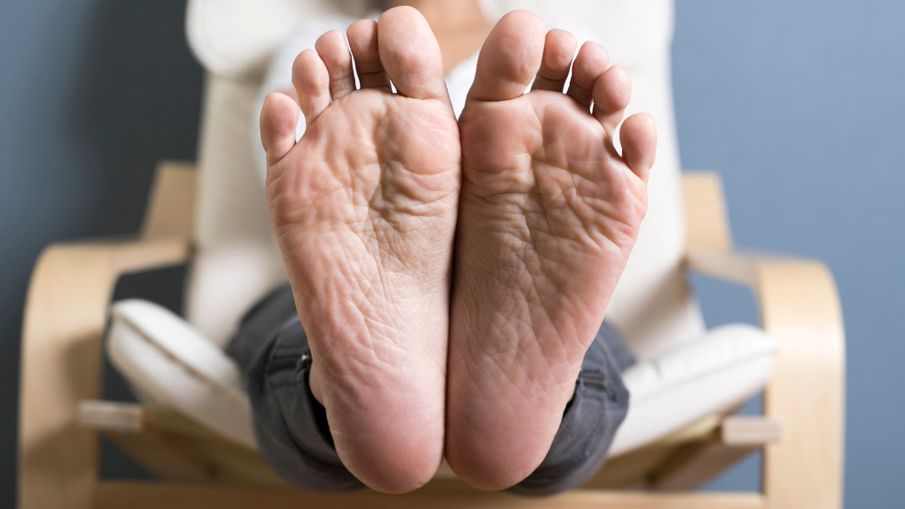 Is It Illegal to Sell Feet Pictures in the UK? Extreme Couponing UK