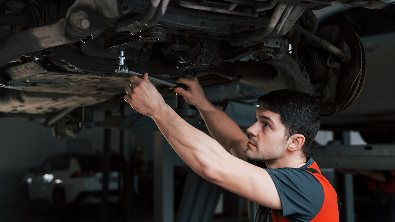 The True Costs and Dangers of Driving Without a MOT in 2023